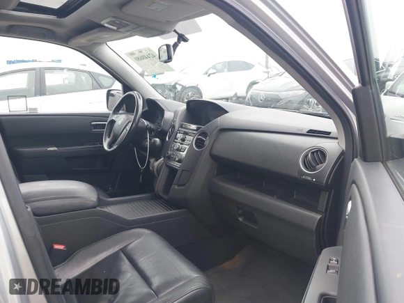 2013 Honda Pilot EX-L z VIN 5FNYF3H5XDB035994, wystawiony jako IAAI lot #42448680 z przebiegiem 102 734 mil mil oraz . Historia ofert i sprzedaży dostępna na DreamBid. Obrazek 5.
