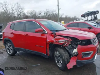 2019 Jeep Compass Limited with VIN 3C4NJCCB9KT793600, listed as a IAAI auction lot 41558619 with 75,682 mi miles. Bid and sale history available at carsss.com. Image 13.