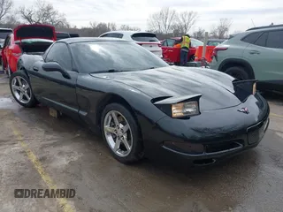 2000 Chevrolet Corvette with VIN 1G1YY22G6Y5100516, listed as a IAAI auction lot 41866485 with 70,704 mi miles. Bid and sale history available at carsss.com. Image 1.