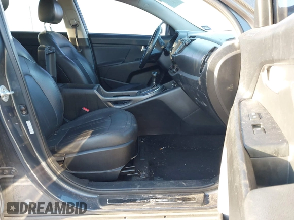 2013 Kia Sportage SX with VIN KNDPCCA60D7447693, listed as a IAAI auction lot 42025038 with Not Provided miles and . Bid and sale history available at carsss.com. Image 5.