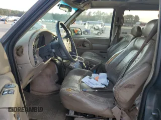 1998 Chevrolet Astro with VIN 1GNEL19WXWB120466, listed as a Copart auction lot 80929504 with 262,413 mi miles and Salvage Title. Bid and sale history available at carsss.com. Image 7.