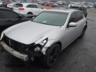 2013 Infiniti G37 Sedan Journey with VIN JN1CV6AP9DM715499, listed as a IAAI auction lot 41561023 with 181,921 mi miles. Bid and sale history available at carsss.com. Image 2.