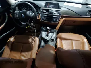2013 BMW 3 Series 335i xDrive z VIN WBA3B9G54DNP39469, wystawiony jako Copart lot #43903795 z przebiegiem 92 003 mil mil oraz Szkoda całkowita • Salvage title. Historia ofert i sprzedaży dostępna na DreamBid. Obrazek 8.