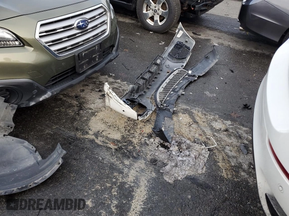 2013 BMW X6 xDrive50i z VIN 5UXFG8C52DL591043, wystawiony jako Copart lot #85150504 z przebiegiem 106 179 mil mil oraz Szkoda całkowita • Salvage title. Historia ofert i sprzedaży dostępna na DreamBid. Obrazek 13.