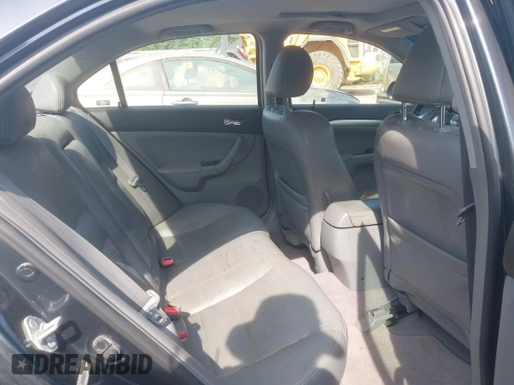 2004 Acura TSX with VIN JH4CL96834C037505, listed as a IAAI auction lot 42580470 with 207,472 mi miles and . Bid and sale history available at DreamBid. Image 8.