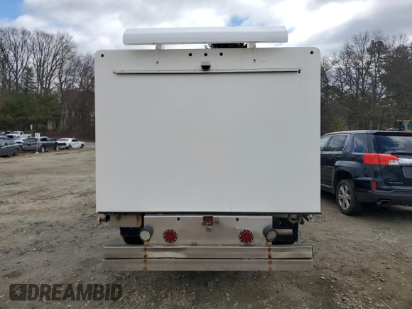 2019 Ford Econoline Commercial with VIN 1FDXE4FS1KDC07794, listed as a Copart auction lot 53610655 with 145,265 mi miles and Clean Title. Bid and sale history available at DreamBid. Image 6.