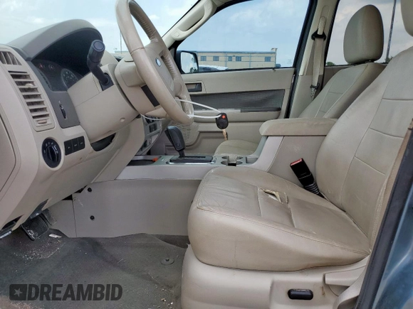 2012 Ford Escape XLT z VIN 1FMCU0DG3CKC07799, wystawiony jako Copart lot #59535605 z przebiegiem 69 378 mil mil oraz Szkoda całkowita • Salvage title. Historia ofert i sprzedaży dostępna na DreamBid. Obrazek 7.