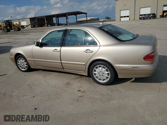 2001 Mercedes-Benz E-Class with VIN WDBJF65J41B317646, listed as a Copart auction lot 54506865 with 138,578 mi miles and Clean Title. Bid and sale history available at carsss.com. Image 2.