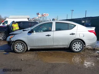 2015 Nissan Versa SV with VIN 3N1CN7AP0FL859686, listed as a IAAI auction lot 41410423 with 147,092 mi miles. Bid and sale history available at carsss.com. Image 14.