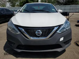 2017 Nissan Sentra SR z VIN 3N1AB7AP6HY304926, wystawiony jako Copart lot #57488185 z przebiegiem Nie podano mil oraz Czysty tytuł • Clean title. Historia ofert i sprzedaży dostępna na DreamBid. Obrazek 5.