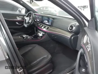 2017 Mercedes-Benz E 43 AMG with VIN WDDZF6EB9HA188631, listed as a IAAI auction lot 42001558 with 39,540 mi miles and . Bid and sale history available at DreamBid. Image 5.