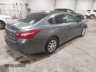 2016 Nissan Altima SR with VIN 1N4AL3AP8GC213365, listed as a IAAI auction lot 41757090 with 141,065 mi miles and . Bid and sale history available at carsss.com. Image 4.