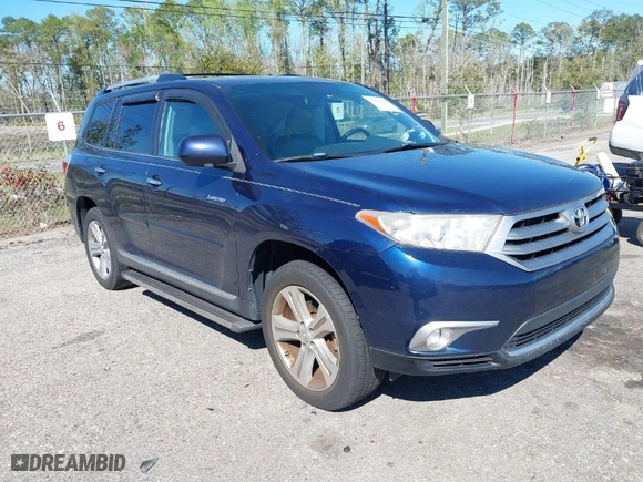 2013 Toyota Highlander Limited with VIN 5TDDK3EH1DS264102, listed as a IAAI auction lot 41829823 with 186,503 mi miles. Bid and sale history available at carsss.com. Image 1.