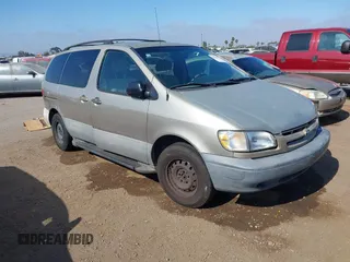 2000 Toyota Sienna LE with VIN 4T3ZF13C4YU183900, listed as a IAAI auction lot 42615331 with 254,027 mi miles and . Bid and sale history available at DreamBid. Image 1.