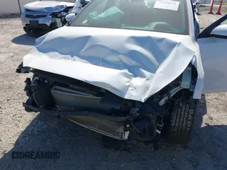 2024 Kia Forte LXS z VIN 3KPF24AD8RE794263, wystawiony jako IAAI lot #40550643 z przebiegiem 10 318 mil mil oraz . Historia ofert i sprzedaży dostępna na DreamBid. Obrazek 6.