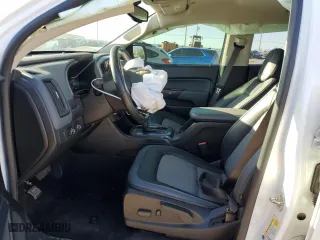 2019 Chevrolet Colorado 4WD Z71 with VIN 1GCGTDEN2K1324677, listed as a Copart auction lot 48016535 with 46,399 mi miles and Salvage Title. Bid and sale history available at carsss.com. Image 7.
