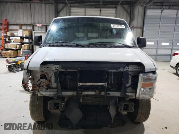 2008 Ford Econoline Passenger XL with VIN 1FBSS31L88DB04015, listed as a Copart auction lot 89138785 with 260,892 mi miles and Salvage Title. Bid and sale history available at DreamBid. Image 5.