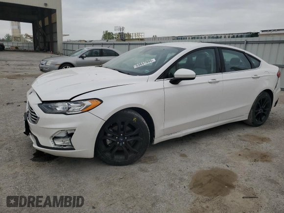 2020 Ford Fusion SE with VIN 3FA6P0HD1LR249902, listed as a Copart auction lot 53847995 with 43,140 mi miles and Salvage title. Bid and sale history available at DreamBid. Image 1.
