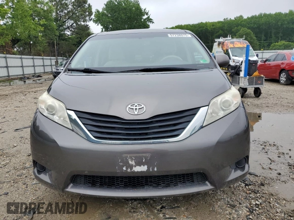 2013 Toyota Sienna LE AAS with VIN 5TDKK3DC3DS305228, listed as a Copart auction lot 57238075 with 204,001 mi miles and Salvage title. Bid and sale history available at DreamBid. Image 5.