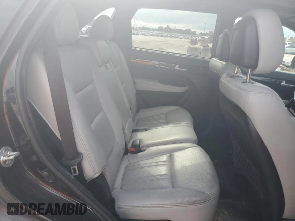 2014 Kia Sorento SX with VIN 5XYKWDA78EG475097, listed as a Copart auction lot 52358455 with 161,812 mi miles and Clean Title. Bid and sale history available at carsss.com. Image 11.