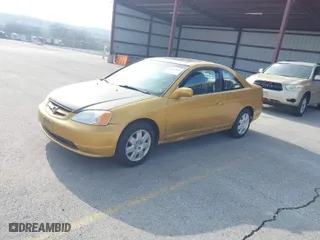 2001 Honda Civic EX with VIN 1HGEM22921L035884, listed as a IAAI auction lot 42022884 with 211,795 mi miles. Bid and sale history available at carsss.com. Image 2.