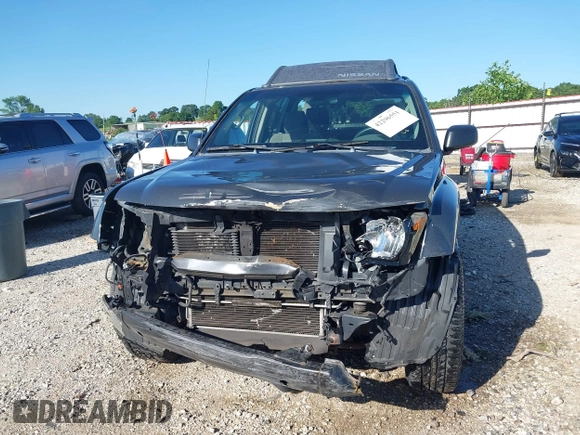 2013 Nissan Xterra S z VIN 5N1AN0NW7DN816369, wystawiony jako IAAI lot #42296551 z przebiegiem 150 551 mil mil oraz . Historia ofert i sprzedaży dostępna na DreamBid. Obrazek 6.