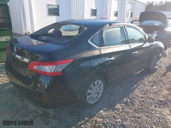 2014 Nissan Sentra SV with VIN 3N1AB7AP5EY204831, listed as a IAAI auction lot 41691039 with 112,954 mi miles. Bid and sale history available at carsss.com. Image 4.