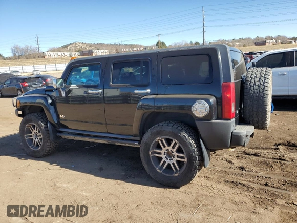 2008 Hummer H3 SUV with VIN 5GTEN13E688151175, listed as a Copart auction lot 44195955 with 134,661 mi miles and Clean Title. Bid and sale history available at carsss.com. Image 2.