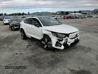 2023 Volvo C40 Ultimate с VIN YV4ED3GM8P2037040, выставлен на аукционе Copart как лот 37162894 с пробегом Не указан миль и . История ставок и продаж доступна на DreamBid. Изображение 12.