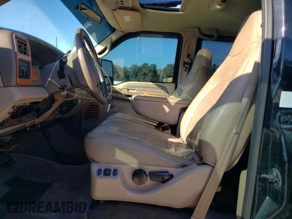 1999 Ford Super Duty F-250 XL with VIN 1FTNW21FXXEE82945, listed as a Copart auction lot 85428404 with 232,556 mi miles and Salvage Title. Bid and sale history available at carsss.com. Image 7.