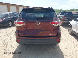 2014 Toyota Highlander Limited z VIN 5TDDKRFH1ES042761, wystawiony jako IAAI lot #42077158 z przebiegiem 122 966 mil mil oraz . Historia ofert i sprzedaży dostępna na DreamBid. Obrazek 16.