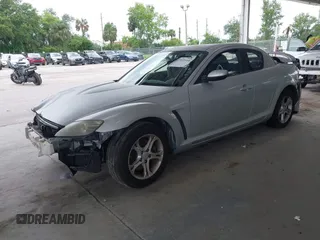 2007 Mazda RX-8 Grand Touring z VIN JM1FE173270210398, wystawiony jako IAAI lot #42393144 z przebiegiem 71 207 mil mil oraz . Historia ofert i sprzedaży dostępna na DreamBid. Obrazek 17.