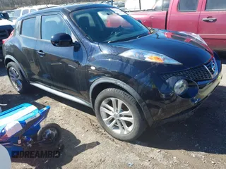 2011 Nissan Juke SL with VIN JN8AF5MV0BT019823, listed as a IAAI auction lot 41692719 with 176,440 mi miles. Bid and sale history available at carsss.com. Image 1.