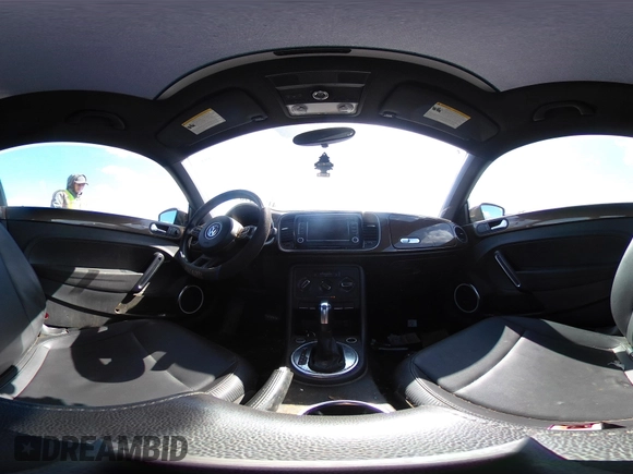 2013 Volkswagen Beetle 2.5L с VIN 3VWJP7AT1DM601306, выставлен на аукционе IAAI как лот 41846490 с пробегом 117 082 миль миль и . История ставок и продаж доступна на DreamBid. Изображение 18.