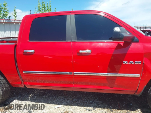 2016 Ram 1500 Big Horn with VIN 3C6RR7LT5GG271564, listed as a IAAI auction lot 42156612 with 137,545 mi miles and . Bid and sale history available at DreamBid. Image 14.
