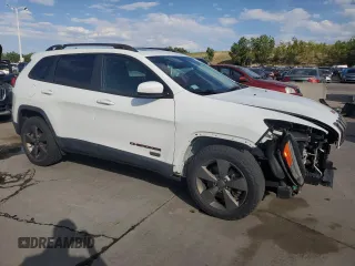 2017 Jeep Cherokee 75th Anniversary Edition с VIN 1C4PJMCS8HW504076, выставлен на аукционе Copart как лот 69898784 с пробегом 68 157 миль миль и Списание • Salvage title. История ставок и продаж доступна на DreamBid. Изображение 4.