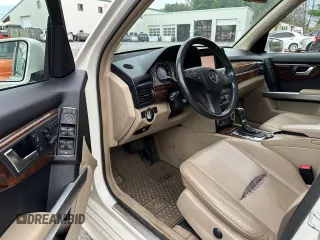 2012 Mercedes-Benz GLK 350 with VIN WDCGG8HB6CF907751, listed as a Copart auction lot 80172224 with 112,967 mi miles and Clean Title. Bid and sale history available at DreamBid. Image 5.