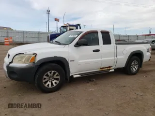 2006 Mitsubishi Raider Duro Cross with VIN 1Z7HT32N66S529393, listed as a Copart auction lot 46796395 with 133,409 mi miles and Clean Title. Bid and sale history available at carsss.com. Image 1.