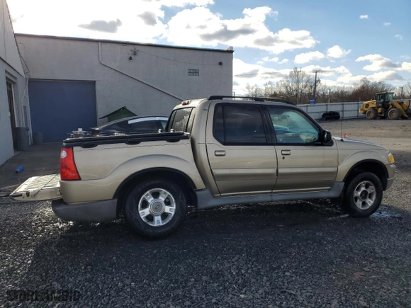 2001 Ford Explorer Sport Trac with VIN 1FMZU67E21UA81556, listed as a Copart auction lot 81139194 with 265,690 mi miles and Salvage Title. Bid and sale history available at carsss.com. Image 3.