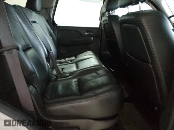 2012 Chevrolet Tahoe LT z VIN 1GNSKBE06CR157112, wystawiony jako Copart lot #55932895 z przebiegiem 185 934 mil mil oraz Szkoda całkowita • Salvage title. Historia ofert i sprzedaży dostępna na DreamBid. Obrazek 11.