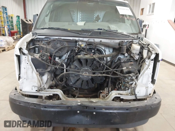 2017 GMC Savana Cargo z VIN 1GTW7AFG9H1150162, wystawiony jako IAAI lot #41601460 z przebiegiem 112 453 mil mil oraz . Historia ofert i sprzedaży dostępna na DreamBid. Obrazek 6.