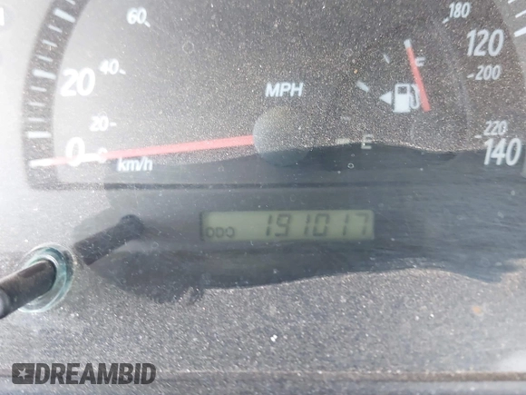 2004 Toyota Camry LE with VIN 4T1BF30K24U569209, listed as a IAAI auction lot 41988665 with 191,017 mi miles. Bid and sale history available at carsss.com. Image 7.