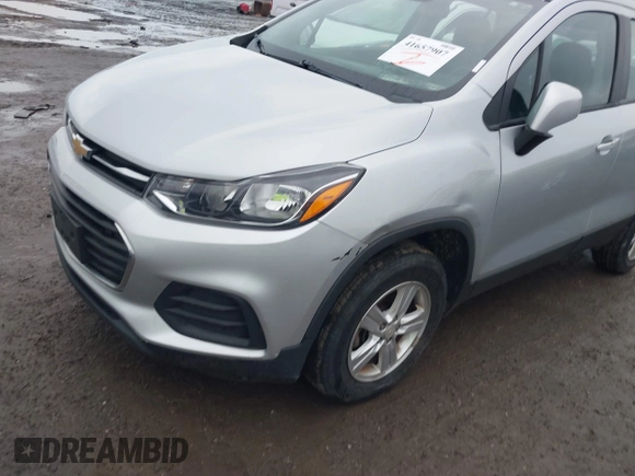 2020 Chevrolet Trax LS with VIN 3GNCJNSBXLL112258, listed as a IAAI auction lot 41657907 with 133,412 mi miles. Bid and sale history available at carsss.com. Image 6.