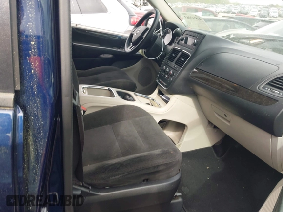 2015 Dodge Grand Caravan SXT with VIN 2C4RDGCG7FR712193, listed as a IAAI auction lot 41942063 with 268,900 mi miles and . Bid and sale history available at DreamBid. Image 5.