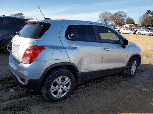 2019 Chevrolet Trax LS with VIN 3GNCJKSB9KL149718, listed as a Copart auction lot 42616855 with 102,280 mi miles and Salvage Title. Bid and sale history available at carsss.com. Image 3.