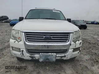 2010 Ford Explorer XLT z VIN 1FMEU6DE8AUA76347, wystawiony jako Copart lot #55499895 z przebiegiem 247 408 mil mil oraz Szkoda całkowita • Salvage title. Historia ofert i sprzedaży dostępna na DreamBid. Obrazek 5.