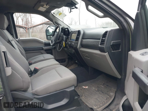 2021 Ford Super Duty F-250 SRW XL with VIN 1FT7X2B63MEC04131, listed as a IAAI auction lot 41864148 with 129,452 mi miles. Bid and sale history available at carsss.com. Image 5.