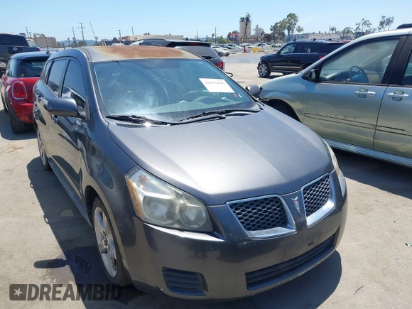 2009 Pontiac Vibe 1SB z VIN 5Y2SP67069Z402305, wystawiony jako IAAI lot #42415895 z przebiegiem 139 533 mil mil oraz . Historia ofert i sprzedaży dostępna na DreamBid. Obrazek 1.