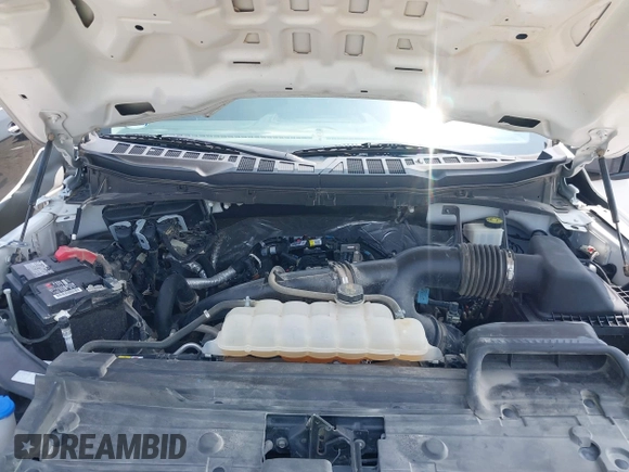 2022 Ford F-150 XL z VIN 1FTMF1CP0NKE04426, wystawiony jako IAAI lot #42320395 z przebiegiem 61 887 mil mil oraz . Historia ofert i sprzedaży dostępna na DreamBid. Obrazek 10.