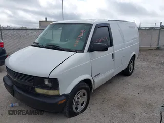 2004 Chevrolet Astro Cargo Van with VIN 1GCDM19X54B128451, listed as a IAAI auction lot 41231618 with 322,091 mi miles. Bid and sale history available at carsss.com. Image 2.